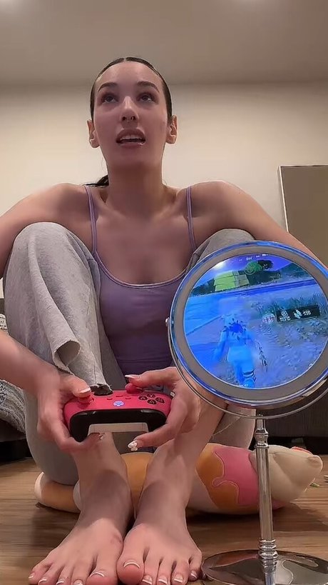 Sabrinasnoww onlyfans naked