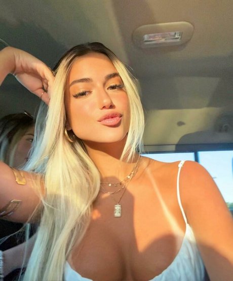 Pietra Cupello leaks only fans