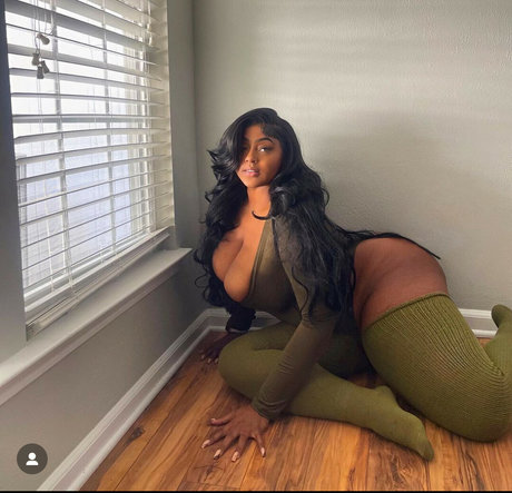 Monaliscandy onlyfans leaked tits