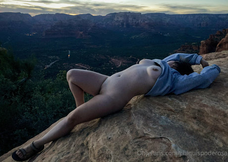chiquispoderosa onlyfans images