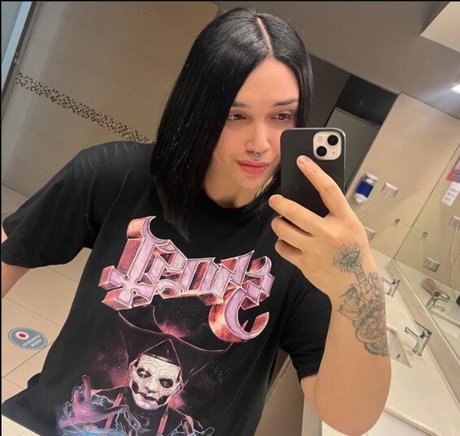 nicole brutality onlyfans lesk