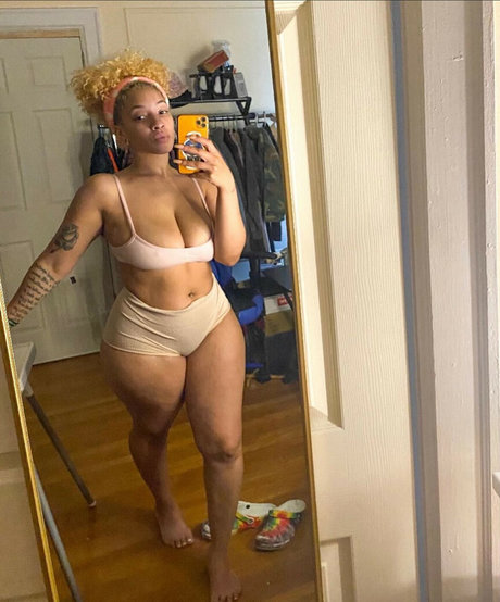 Villawase onlyfans leaked.