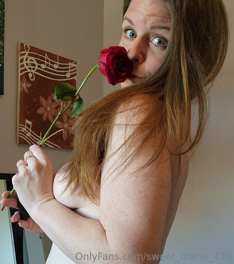 sweet marie 420 onlyfans naked
