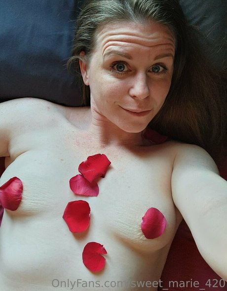 sweet marie 420 onlyfans sex leak