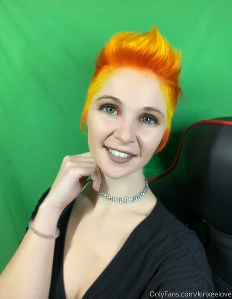 cherryfoxjk en onlyfans