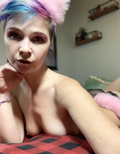 cherryfoxjk leaked onlyfans pictures