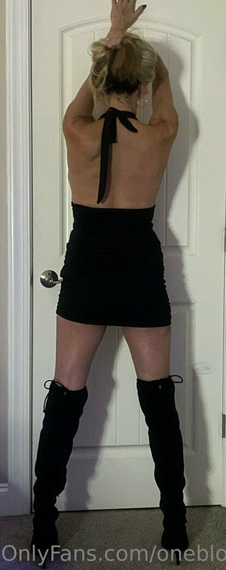 oneblondewife onlyfans naked leaks