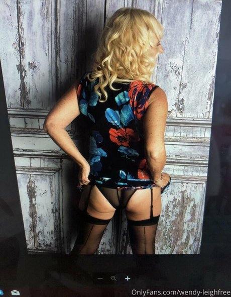 wendyleighultimatevip boobs onlyfans