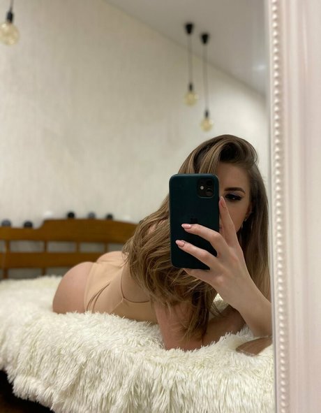 foxy mi69 onlyfans naked