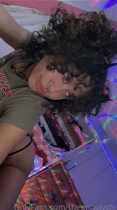 theunholychi onlyfans nude