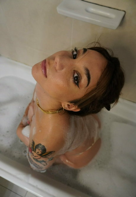 lucianamilessix xxx onlyfans