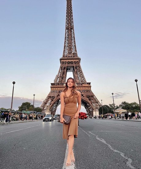 Bianca Bustamante onlyfans lean