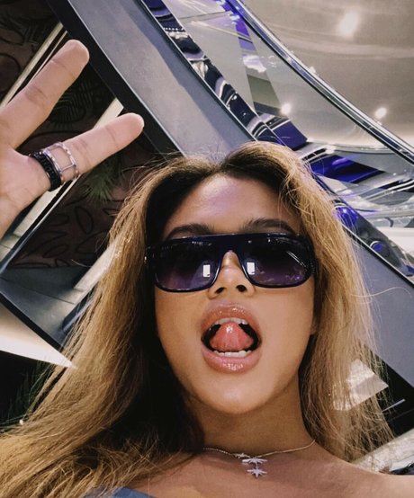 Bianca Bustamante onlyfans exposed