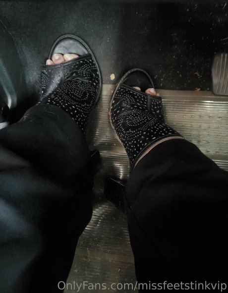 missfeetstinkvip onlyfans nude porn