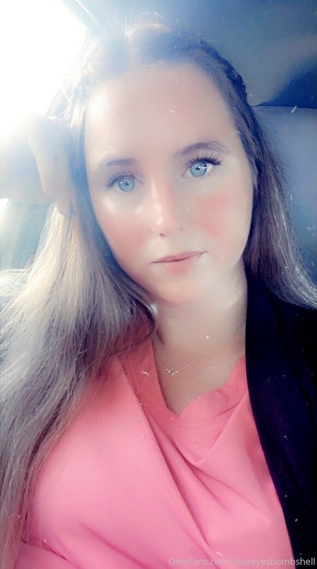 blueeyesbombshell nude onlyfans porn