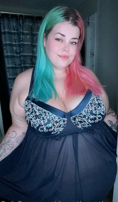 dawnthepothead onlyfans strip