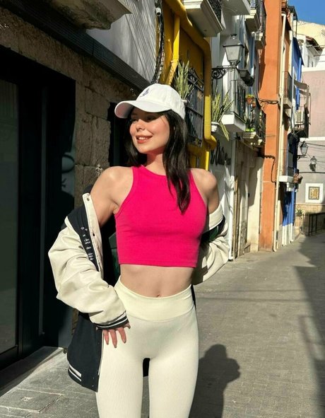 emyraine onlyfans leak free