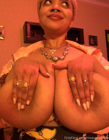 rozavasilishina Profile pic