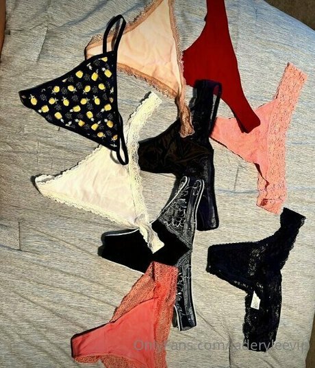 jaderyleexo onlyfans leaked naked