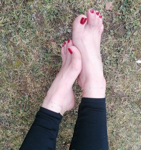 lombardicyara onlyfans nude leak