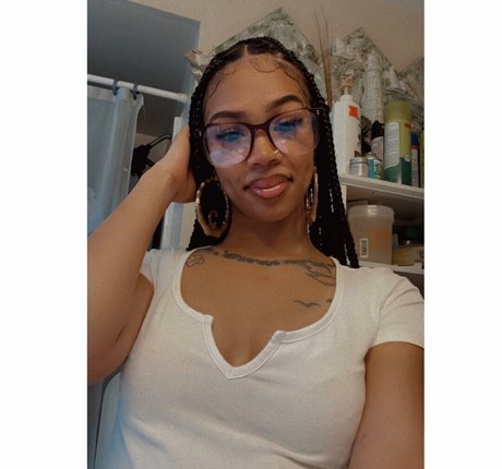 Cynthia Rose fans only