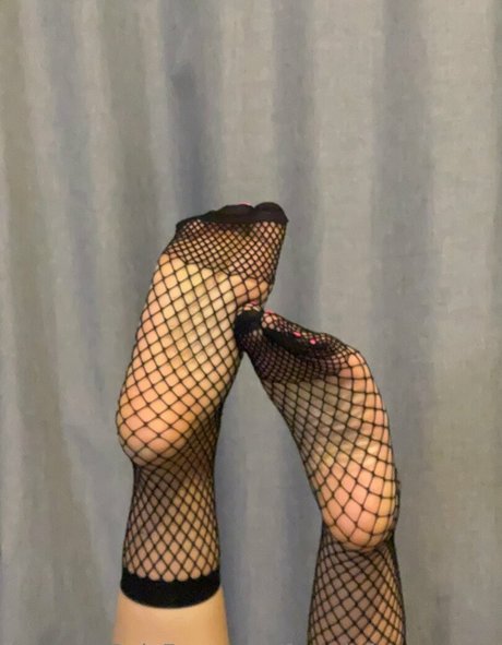 footsiefunsammie onlyfans pic