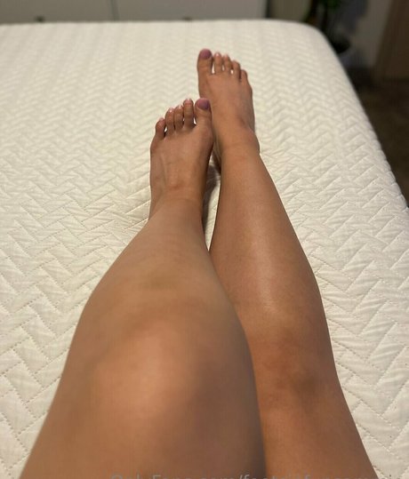 footsiefunsammie only fans nudes
