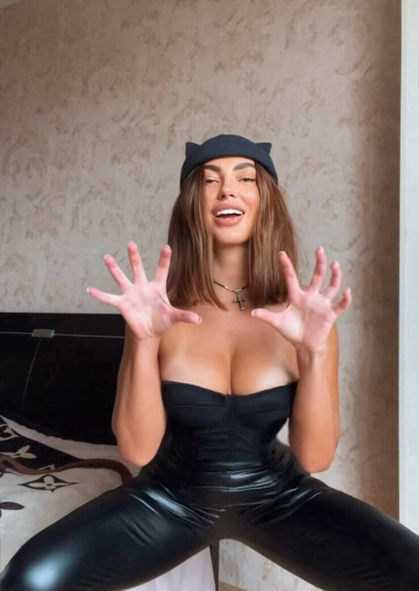 Bigbootyjulia only fans nudes