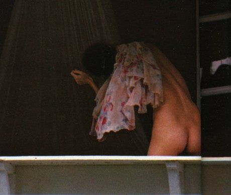 Dayle Haddon nude only fans leaks