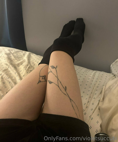 violetsuccubi feet onlyfans