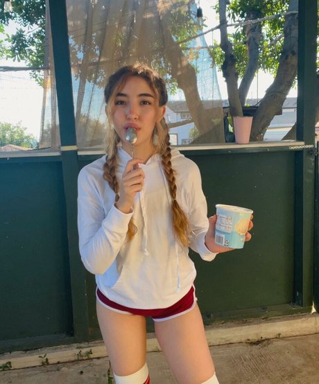 Sylvia Mari Claire only fans nude