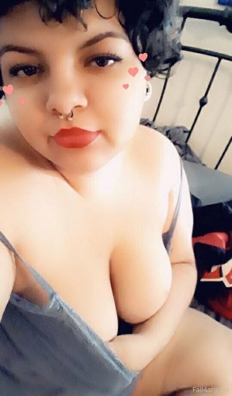 fall4angelic on onlyfans