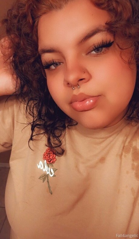 fall4angelic nude onlyfans leaked