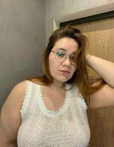 curvy virgin naked only fans