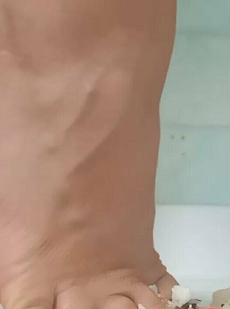 sweet noemi elena onlyfans x