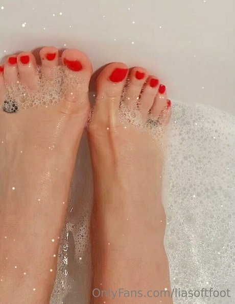 liasoftfoot naked onlyfans leaks