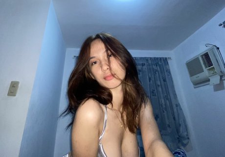 hotaquagirl onlyfans naked