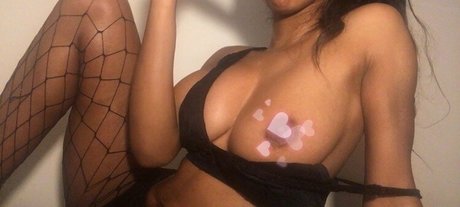 Daddysgirl ash3 is on onlyfans