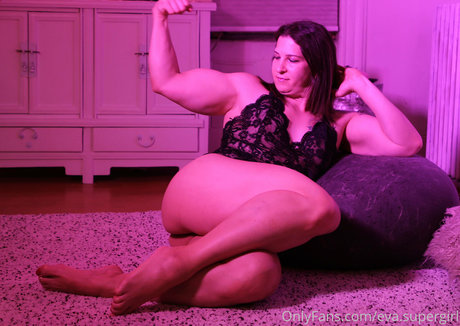 Eva The Supergirl new onlyfans leaks