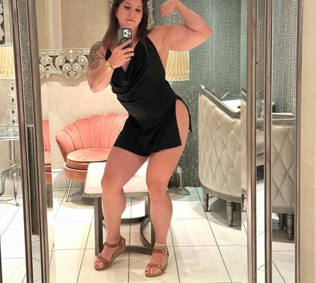 Eva The Supergirl onlyfans joi