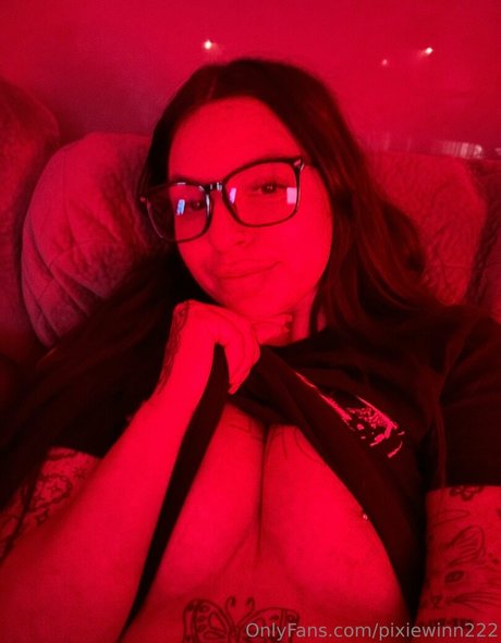 pixiewinn222 porn only fans