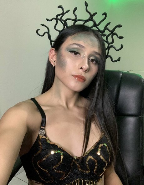 Lomy Asmr onlyfans leaked