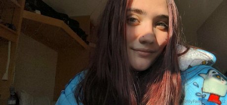 lle222 onlyfans naked