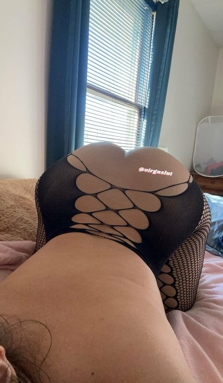 virgnslut onlyfans nude