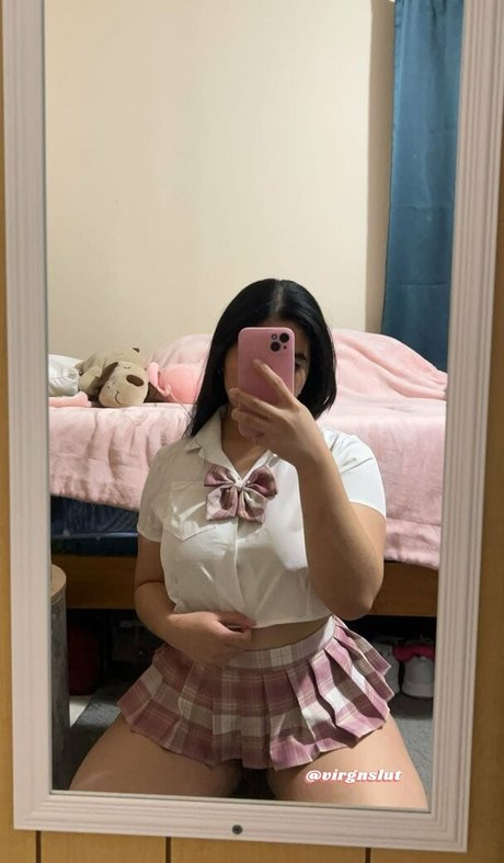 virgnslut onlyfans sexy
