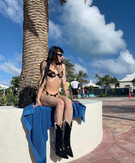 Lilith Czar onlyfans exposed