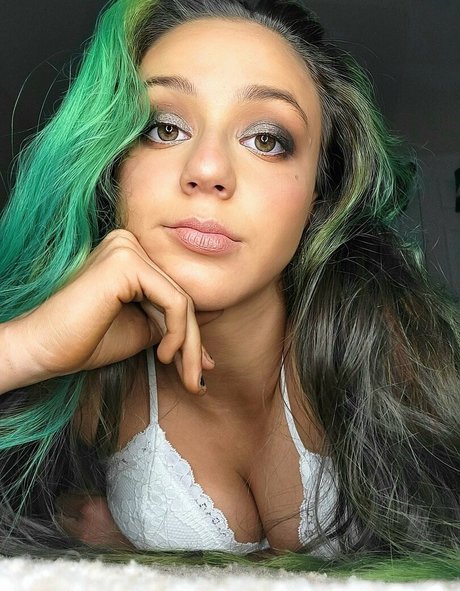 Airica Demia onlyfans nude