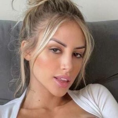 Nathalia Ramonny onlyfans posts