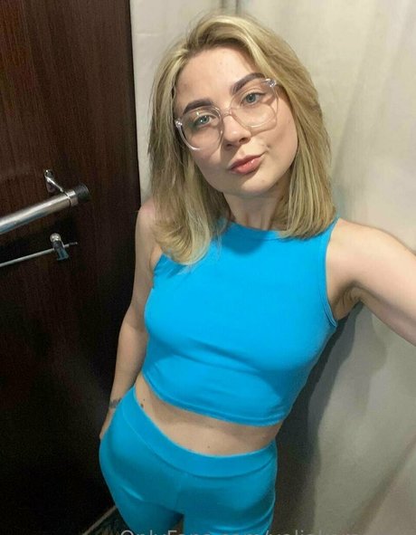 valiawixx onlyfans sex