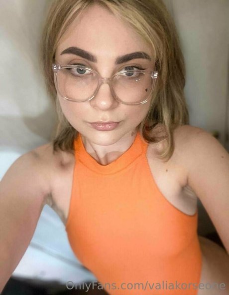 valiawixx only fans review